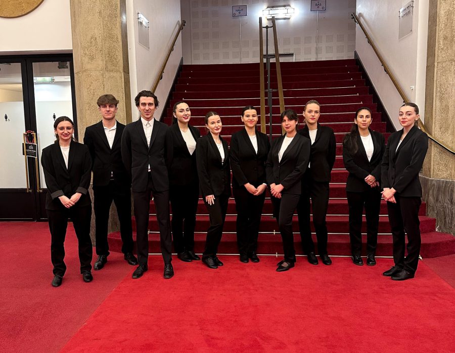 CFEF5EEF-720A-4CEB-94C4-614D73D7E3E0